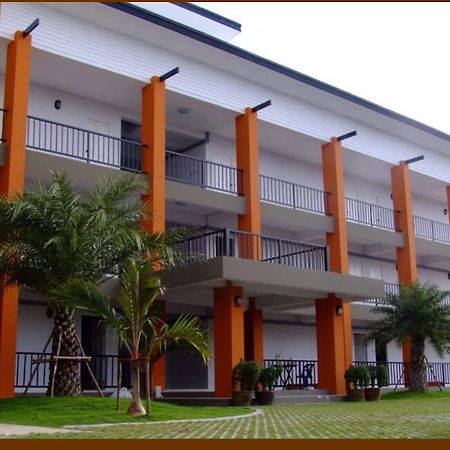 Hotel Granny House Nakhonratchasima Exterior foto